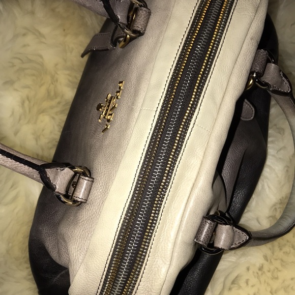 ⭐️Host Pick⭐️ PRADA - Picture 10 of 17